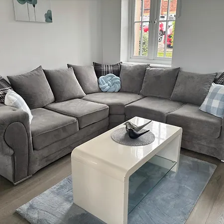 Dream Weaver 2 Bedroomed On The Bay, With On-site Gym And Swimming Pool *