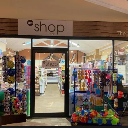 Dream Weaver 2 Bedroomed On The Bay, With On-site Gym And Swimming Pool * Filey