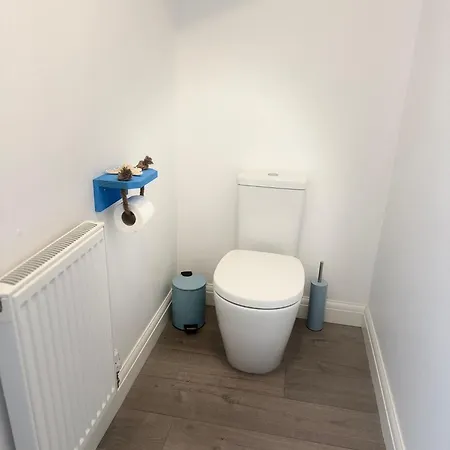 Dream Weaver 2 Bedroomed On The Bay, With On-site Gym And Swimming Pool Holiday home *