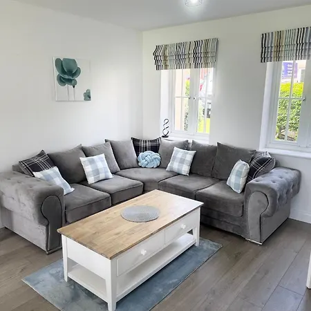 Dream Weaver 2 Bedroomed On The Bay, With On-site Gym And Swimming Pool Holiday home Filey